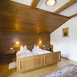 招待所 Manni Gastehaus 迈尔霍芬