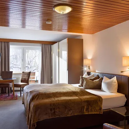 ゲストハウス Manni Gastehaus