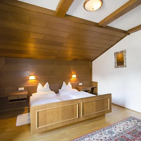 Gasthuis Manni Gastehaus Mayrhofen